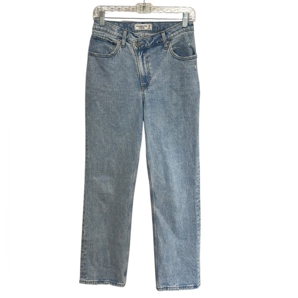 Abercrombie & Fitch 90s Straight Ultra High Rise Slant Jeans - Size 26/2 S